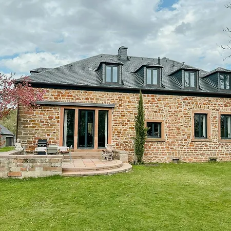 Semesterbostad Renovated Half In The Trierer Heide